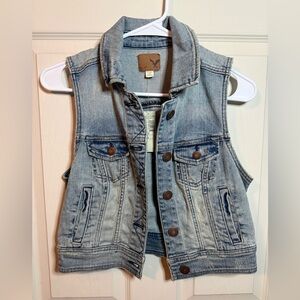 American Eagle Outfitters Blue Jean Vest Size Small NEW!